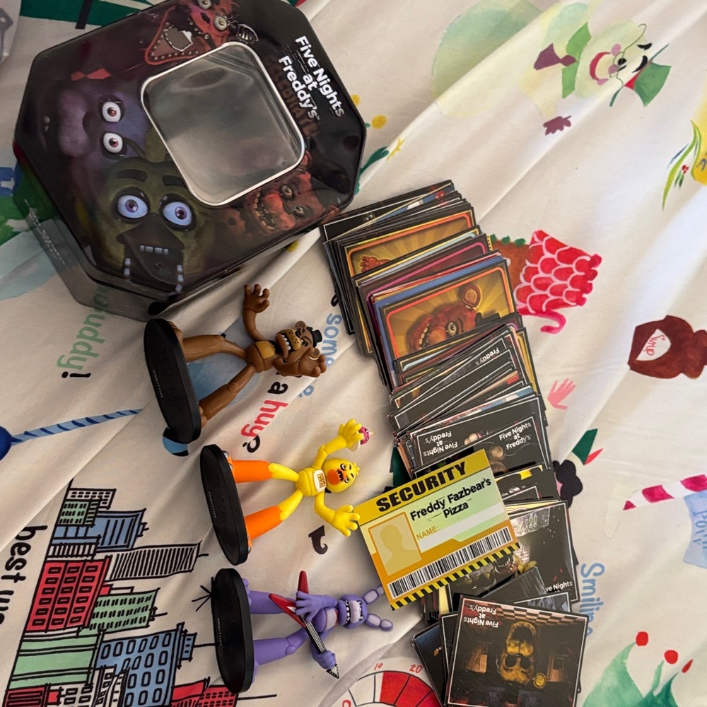 Five Nights at Freddy's Collectible Figures and Cards